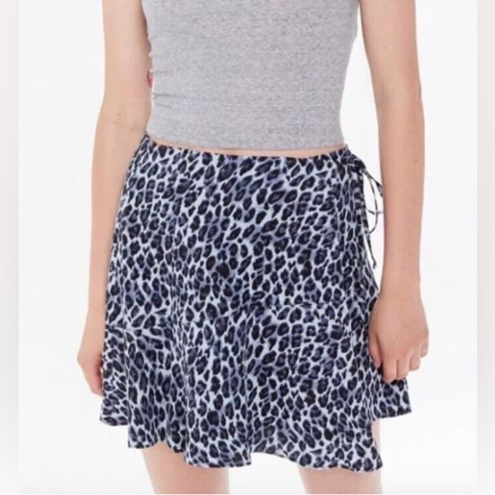 Urban Outfitters blue leopard wrap skirt size small.